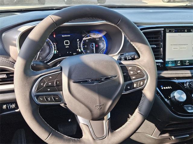 new 2025 Chrysler Pacifica car, priced at $42,691