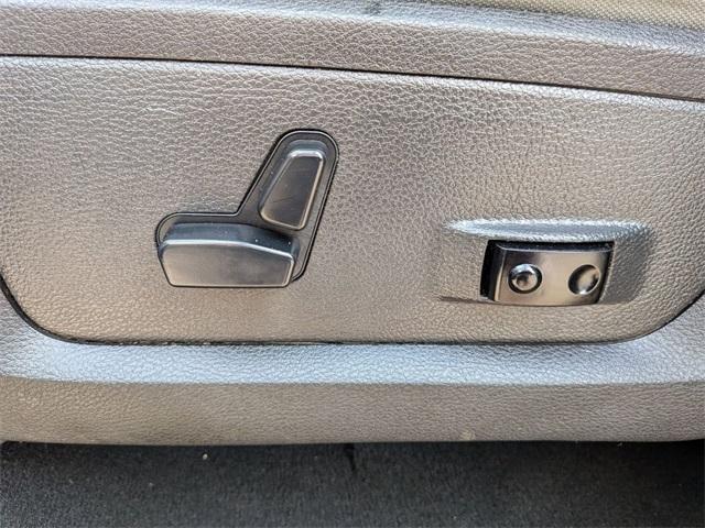 used 2019 Ram 1500 Classic car, priced at $24,912