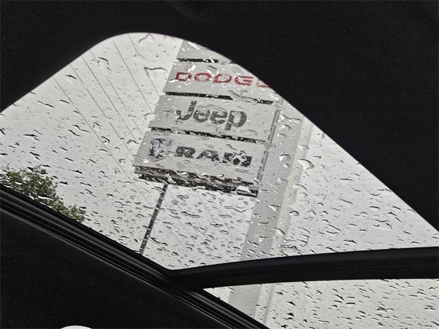 new 2025 Jeep Grand Cherokee car, priced at $43,347