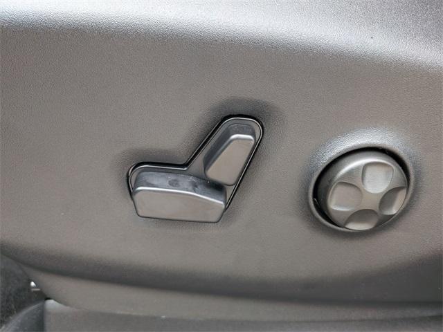 new 2026 Chrysler Pacifica car, priced at $36,361