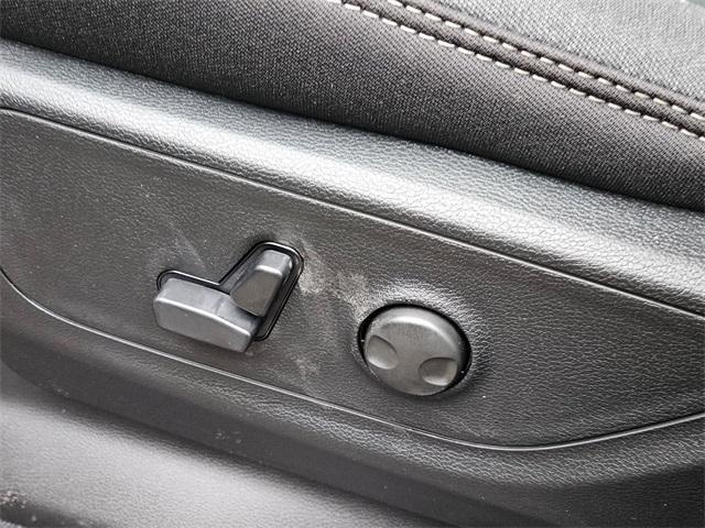 new 2025 Ram 1500 car, priced at $42,507