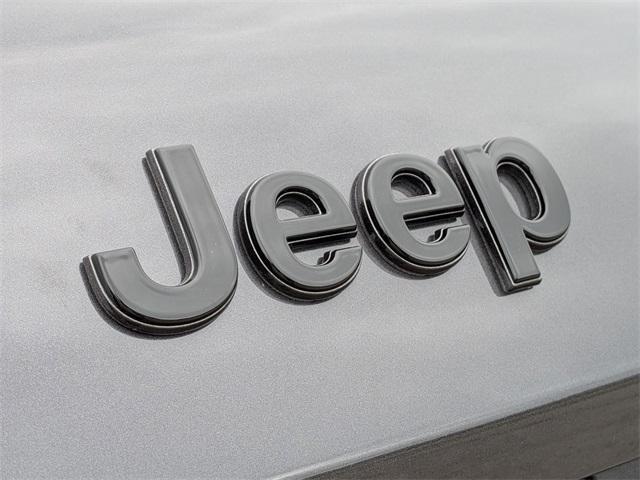 new 2025 Jeep Grand Cherokee L car, priced at $41,196