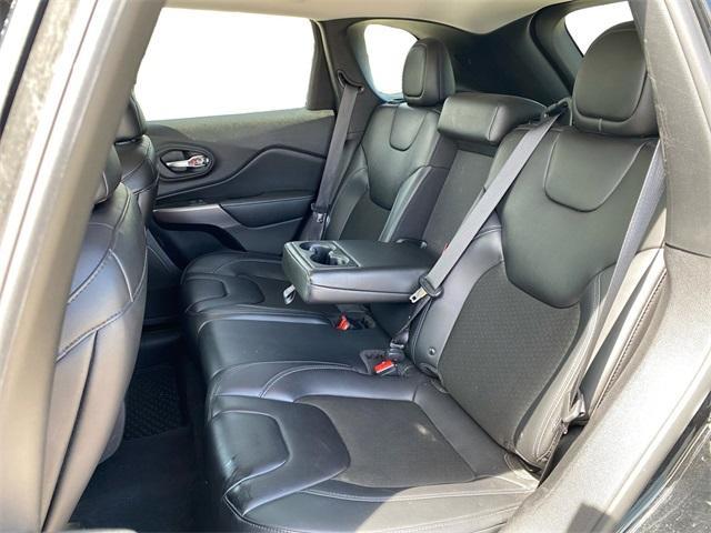 used 2019 Jeep Cherokee car, priced at $15,288