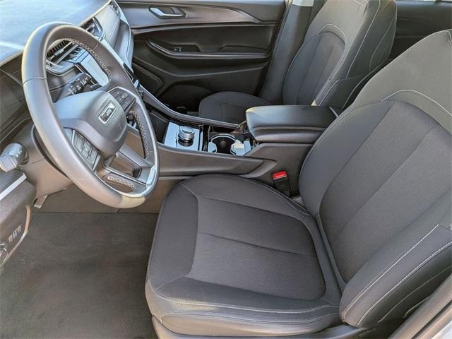 used 2023 Jeep Grand Cherokee car, priced at $26,280