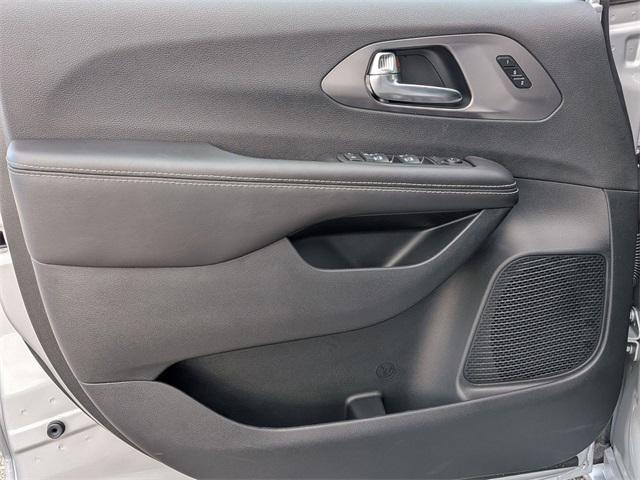 new 2026 Chrysler Pacifica car, priced at $41,238