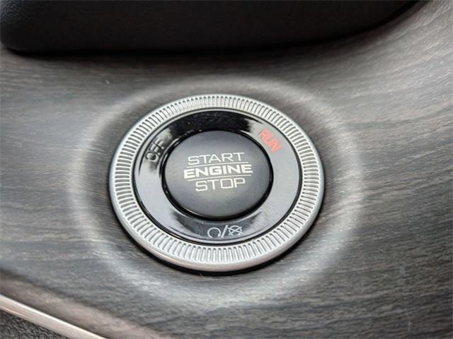 new 2025 Jeep Grand Cherokee car, priced at $41,926