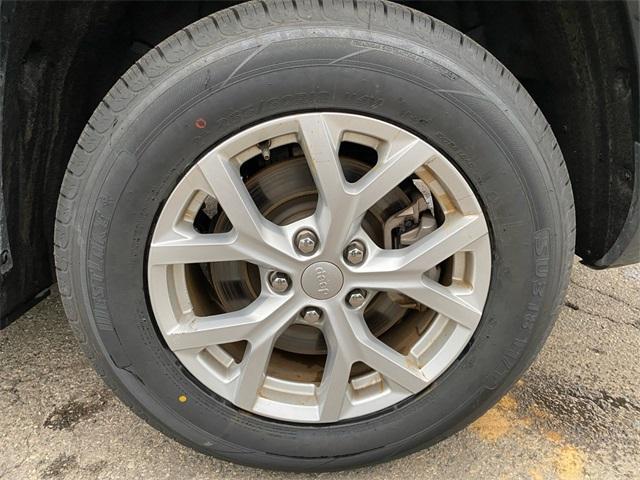 used 2023 Jeep Grand Cherokee L car, priced at $29,349