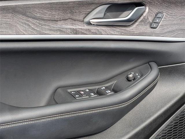 used 2023 Jeep Grand Cherokee L car, priced at $34,778