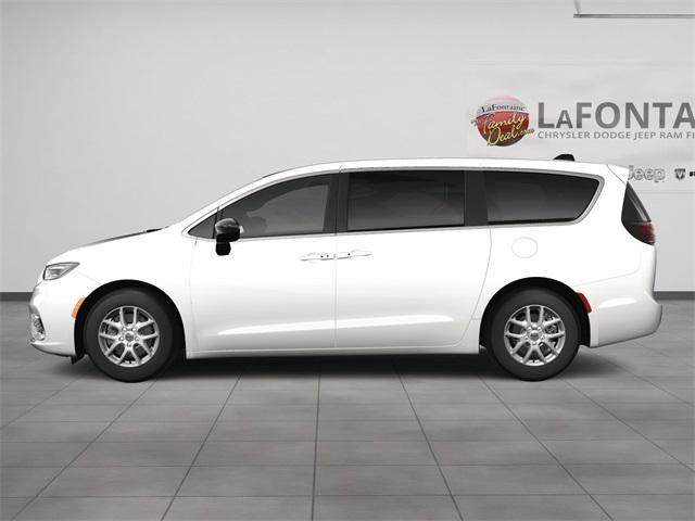 new 2025 Chrysler Pacifica car, priced at $38,311