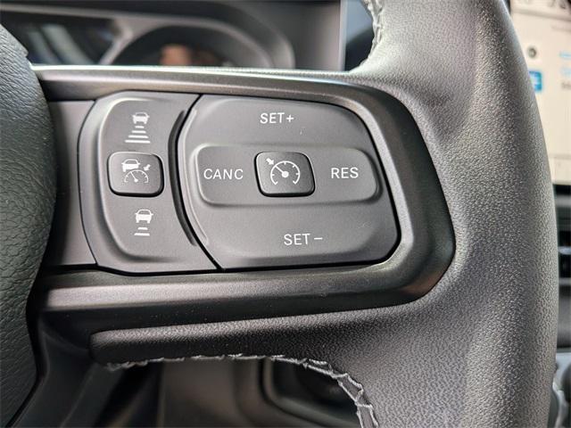 new 2025 Jeep Wrangler car, priced at $48,095