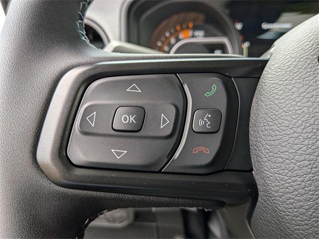 new 2025 Jeep Wrangler car, priced at $48,095