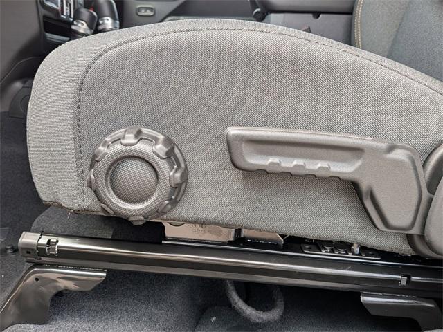 new 2025 Jeep Wrangler car, priced at $48,095