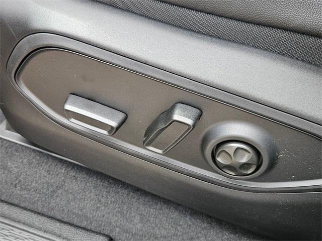 new 2025 Jeep Grand Cherokee car, priced at $41,761
