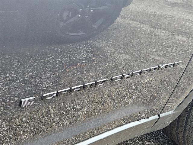 new 2025 Jeep Grand Cherokee car, priced at $41,761