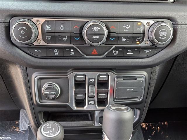 new 2025 Jeep Wrangler car, priced at $52,178