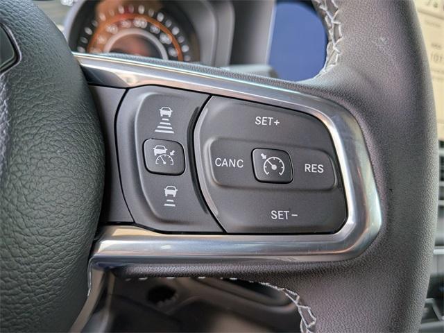 new 2025 Jeep Wrangler car, priced at $52,178