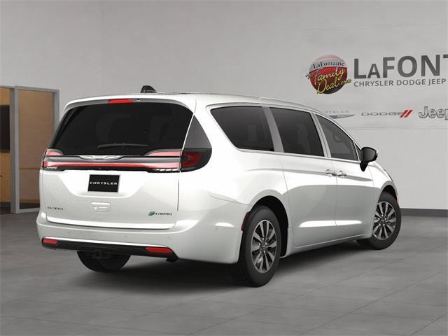 new 2025 Chrysler Pacifica Hybrid car, priced at $47,504