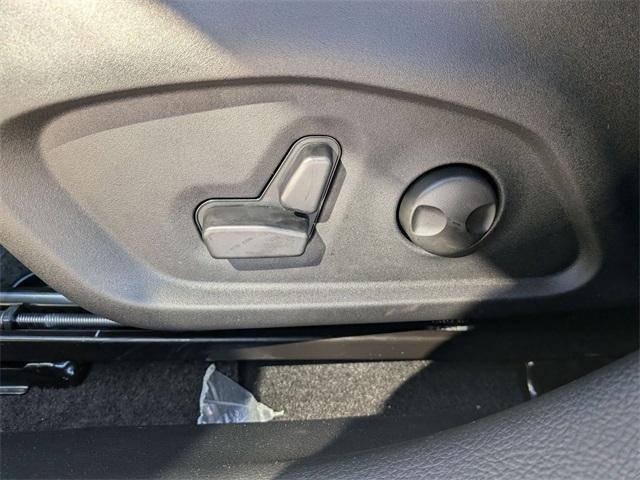 new 2026 Jeep Compass car, priced at $32,999