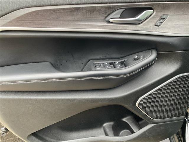 used 2022 Jeep Grand Cherokee L car, priced at $29,998