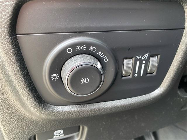 used 2022 Jeep Grand Cherokee L car, priced at $29,998