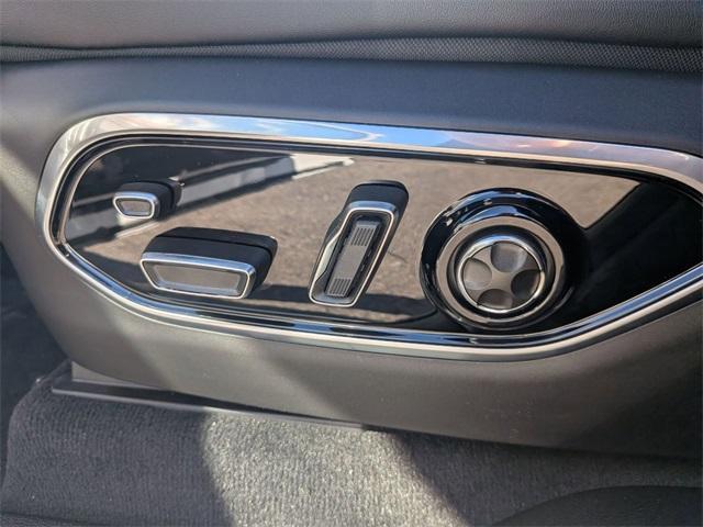 new 2025 Jeep Grand Cherokee car, priced at $56,929