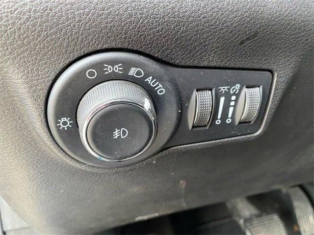 used 2022 Jeep Compass car, priced at $20,960