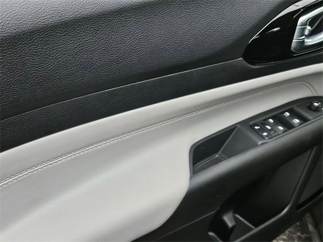 new 2025 Jeep Compass car, priced at $30,105