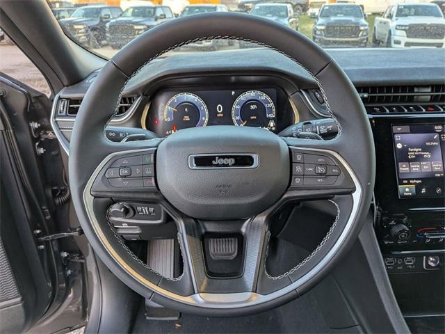 new 2025 Jeep Grand Cherokee L car