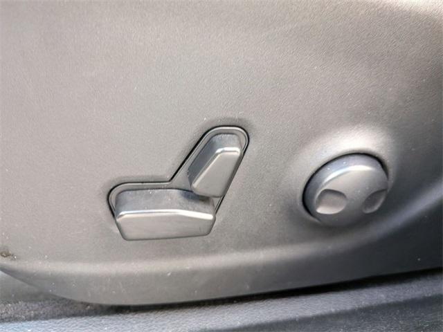 used 2022 Jeep Cherokee car, priced at $25,516