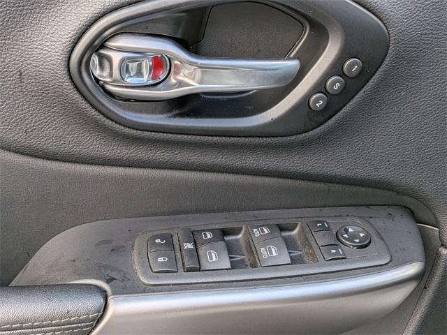 used 2022 Jeep Cherokee car, priced at $25,516