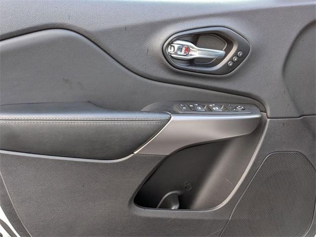 used 2022 Jeep Cherokee car, priced at $25,516