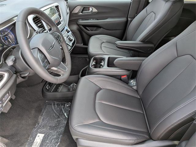 new 2026 Chrysler Pacifica car, priced at $36,955