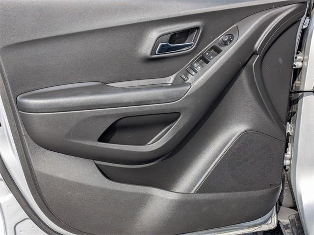 used 2021 Chevrolet Trax car, priced at $14,688