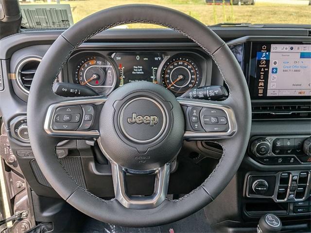 new 2025 Jeep Wrangler car, priced at $50,977