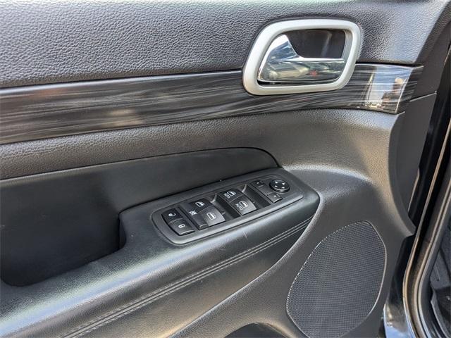 used 2021 Jeep Grand Cherokee car, priced at $22,201
