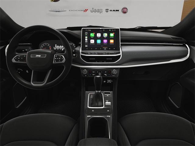 new 2025 Jeep Compass car, priced at $30,085