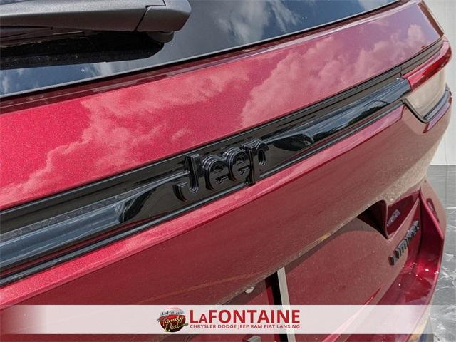 new 2025 Jeep Grand Cherokee car, priced at $38,335