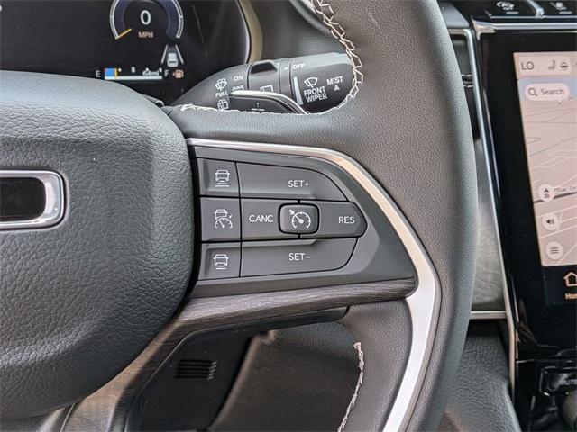 new 2025 Jeep Grand Cherokee car, priced at $38,335