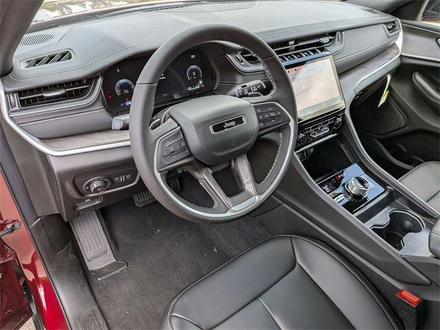 new 2025 Jeep Grand Cherokee car, priced at $44,585