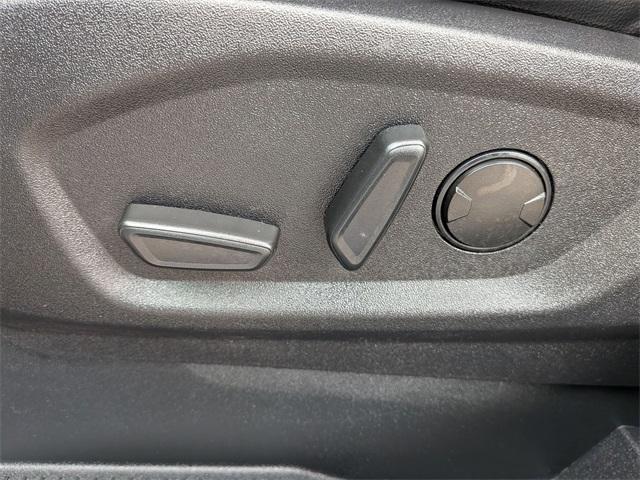 used 2024 Ford Edge car, priced at $22,933
