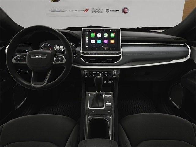 new 2025 Jeep Compass car, priced at $30,985