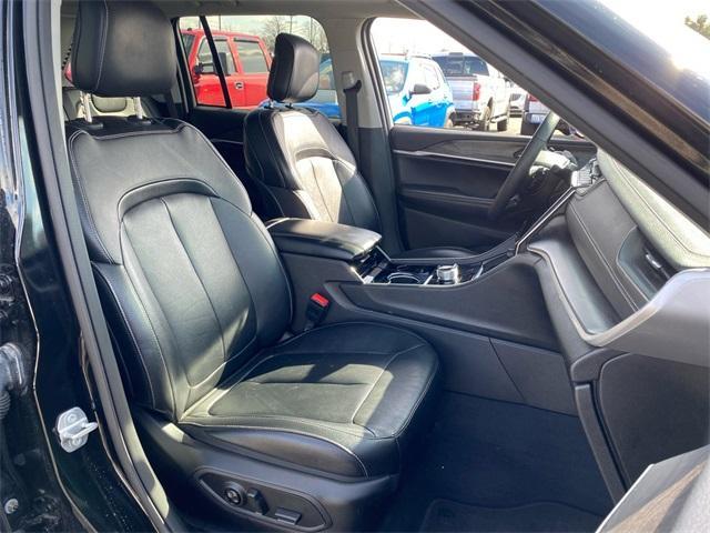 used 2023 Jeep Grand Cherokee car, priced at $29,695
