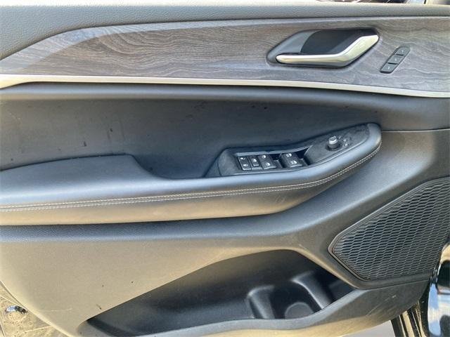 used 2023 Jeep Grand Cherokee car, priced at $29,695
