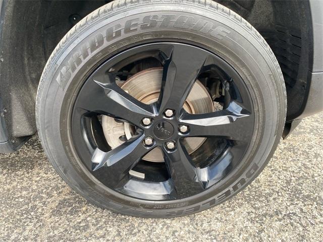 used 2023 Jeep Grand Cherokee L car, priced at $30,960