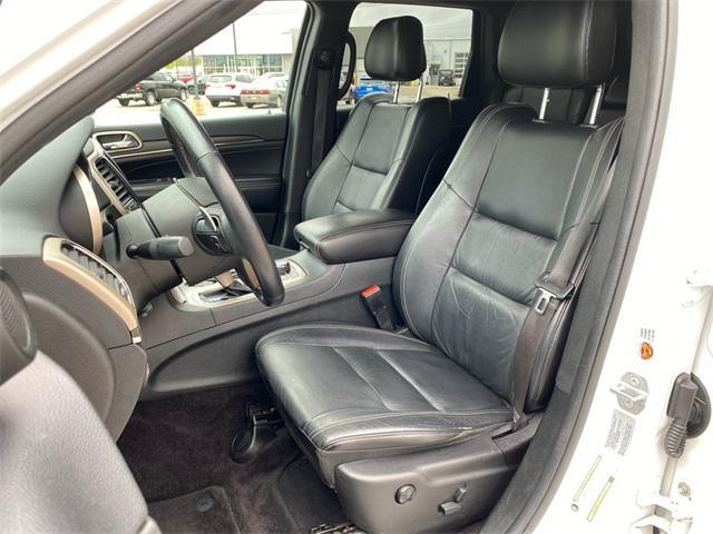 used 2016 Jeep Grand Cherokee car, priced at $13,965