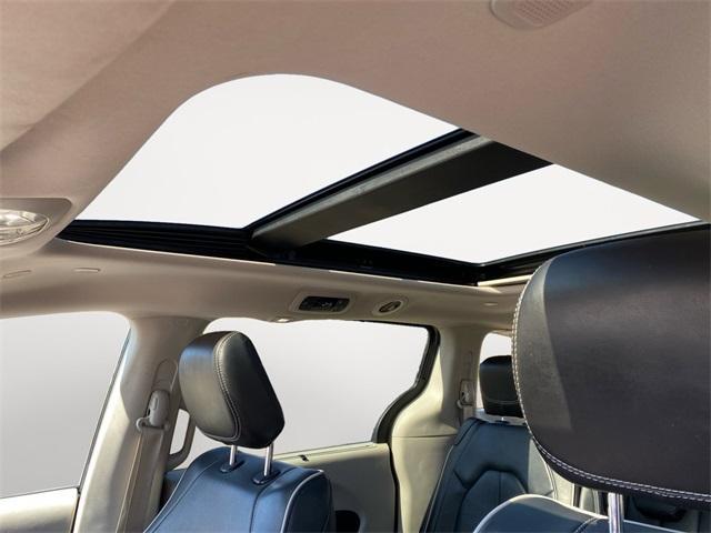 used 2023 Chrysler Pacifica car, priced at $29,100