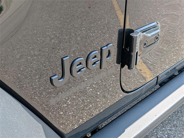 new 2025 Jeep Wrangler car, priced at $52,294