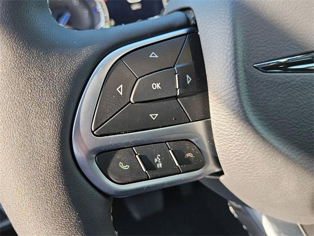 new 2025 Chrysler Pacifica car, priced at $42,020