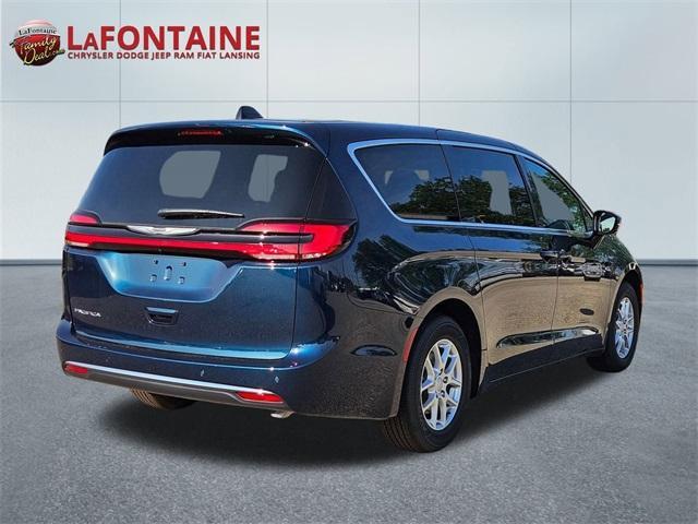 new 2025 Chrysler Pacifica car, priced at $42,020