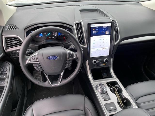 used 2024 Ford Edge car, priced at $33,000